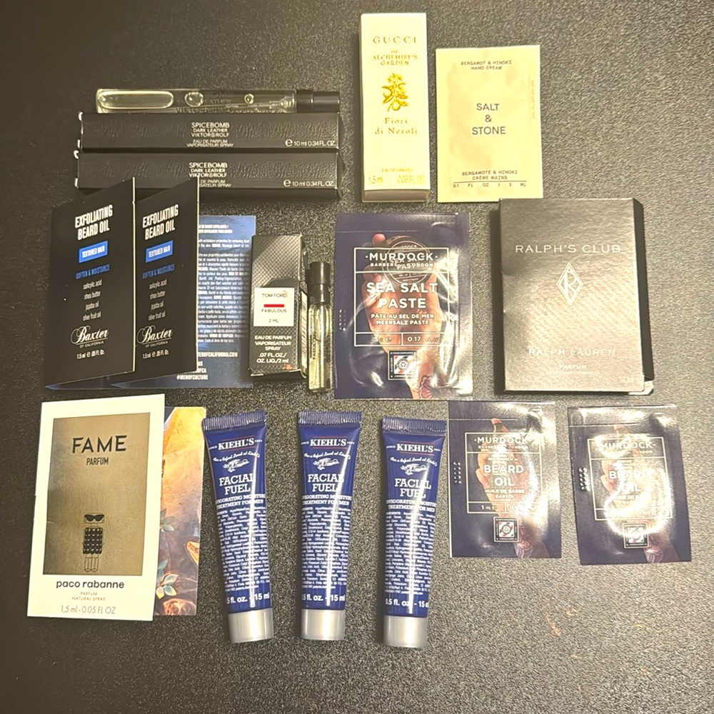 Baxter Exfoliating Beard Oil and Kiehl's Facial Fuel sample Set